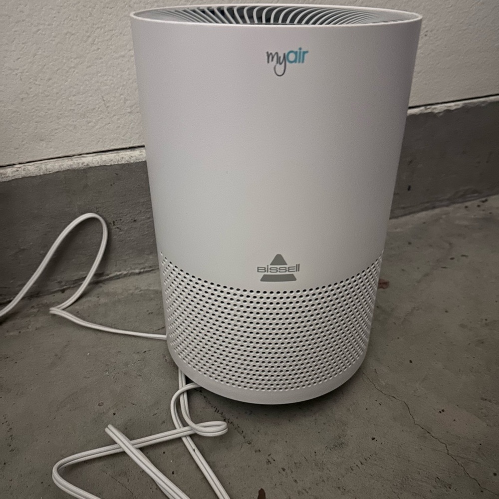 Bissell MyAir Purifier in White